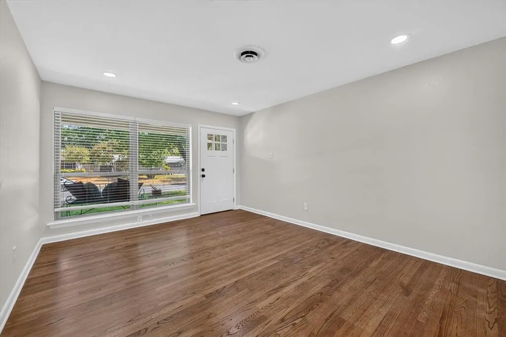 1607 Nantucket Drive