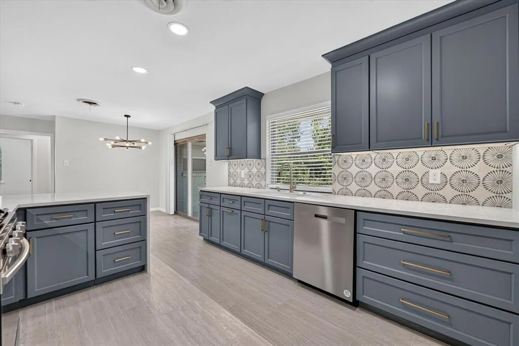1607 Nantucket Drive