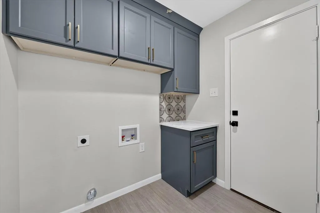 1607 Nantucket Drive