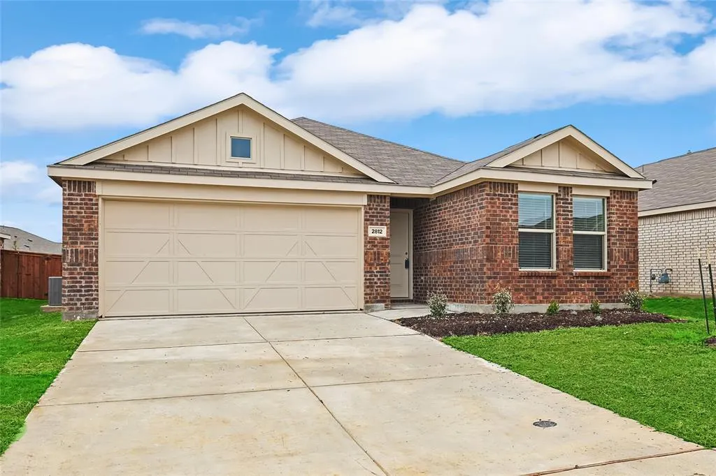 2812 Ozark Circle