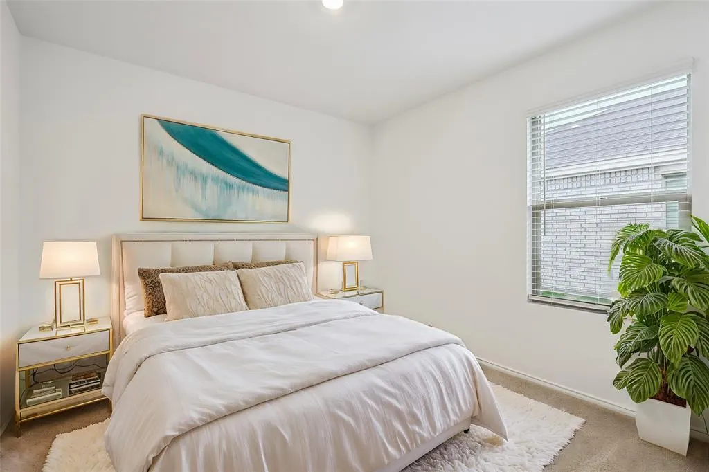 2812 Ozark Circle