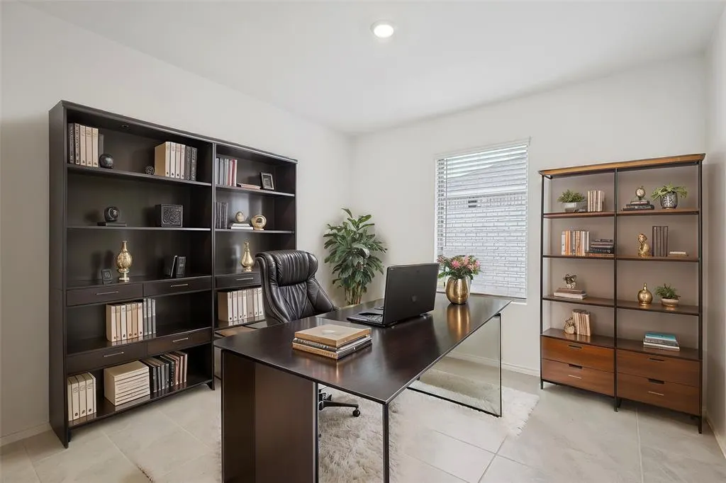 2812 Ozark Circle