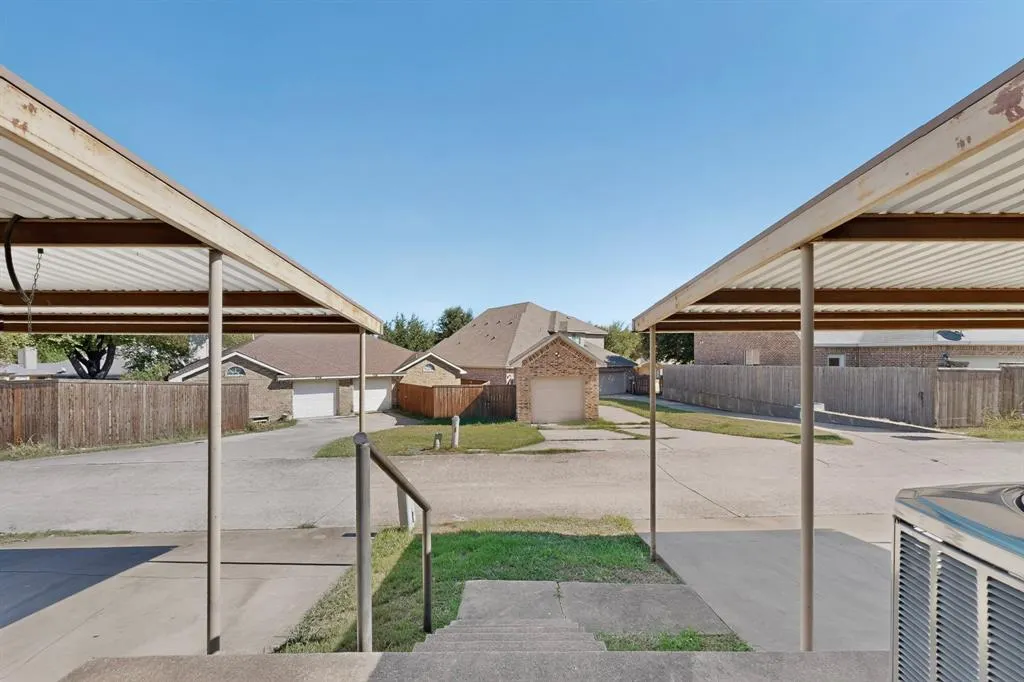 528 Post Oak Lane