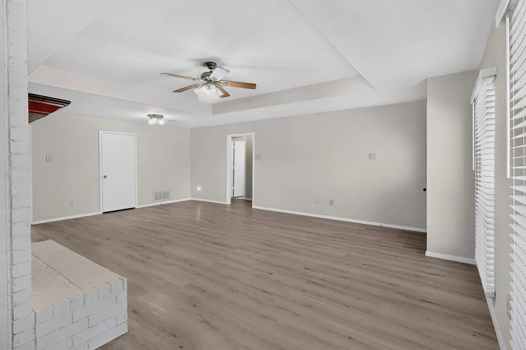 528 Post Oak Lane