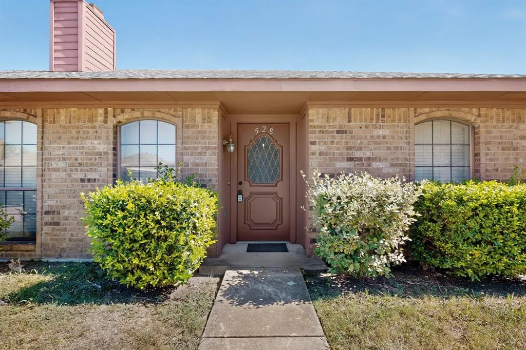 528 Post Oak Lane