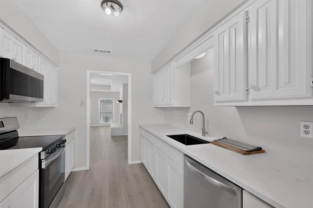 528 Post Oak Lane