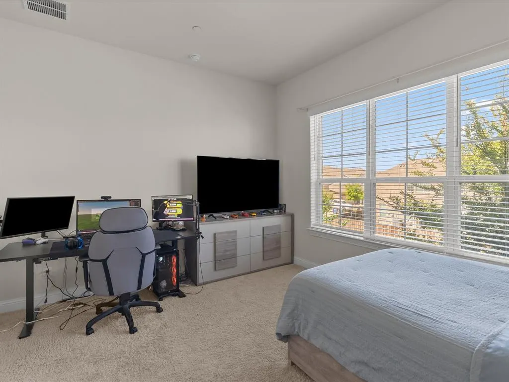 4909 Shore Crest Drive