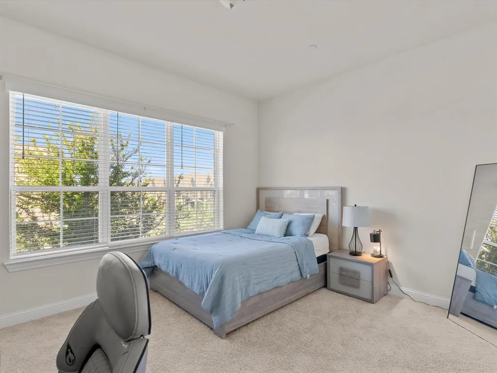4909 Shore Crest Drive