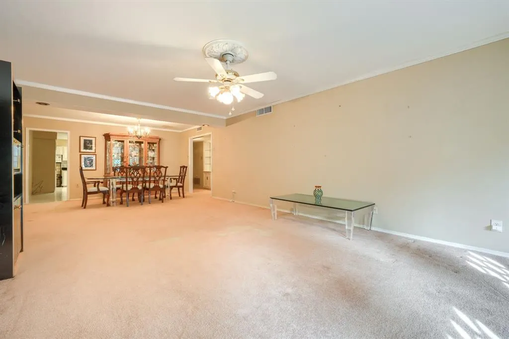 6349 Diamond Head Circle #6349D