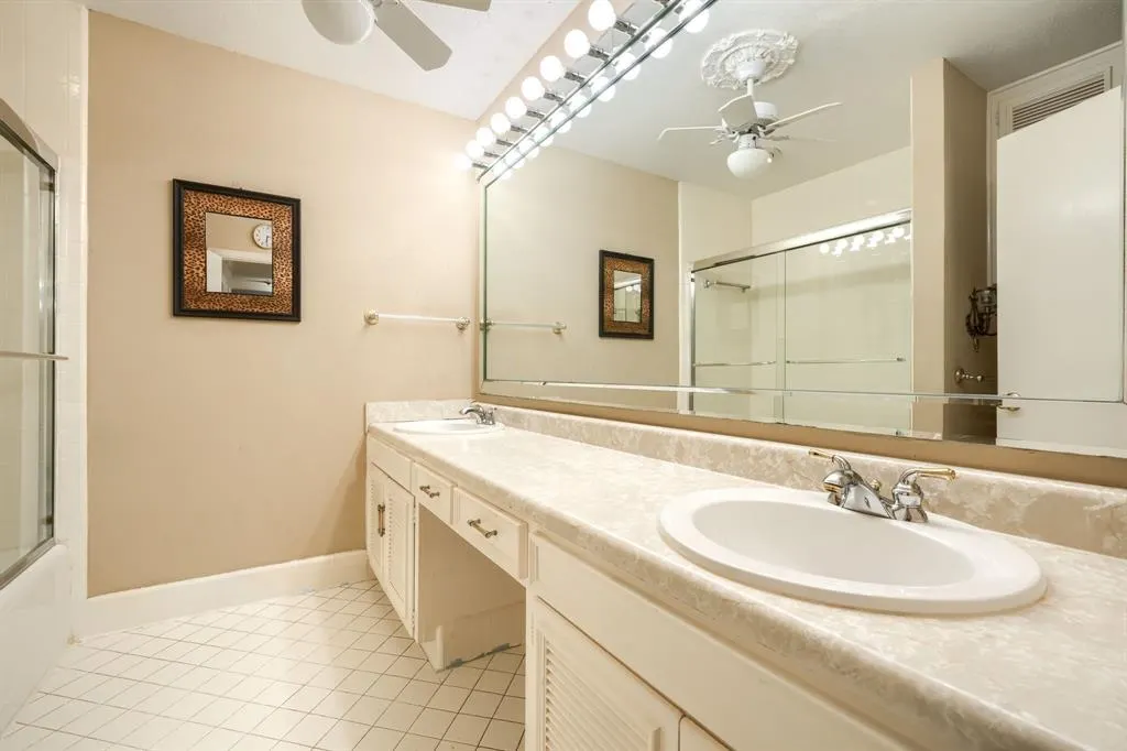 6349 Diamond Head Circle #6349D