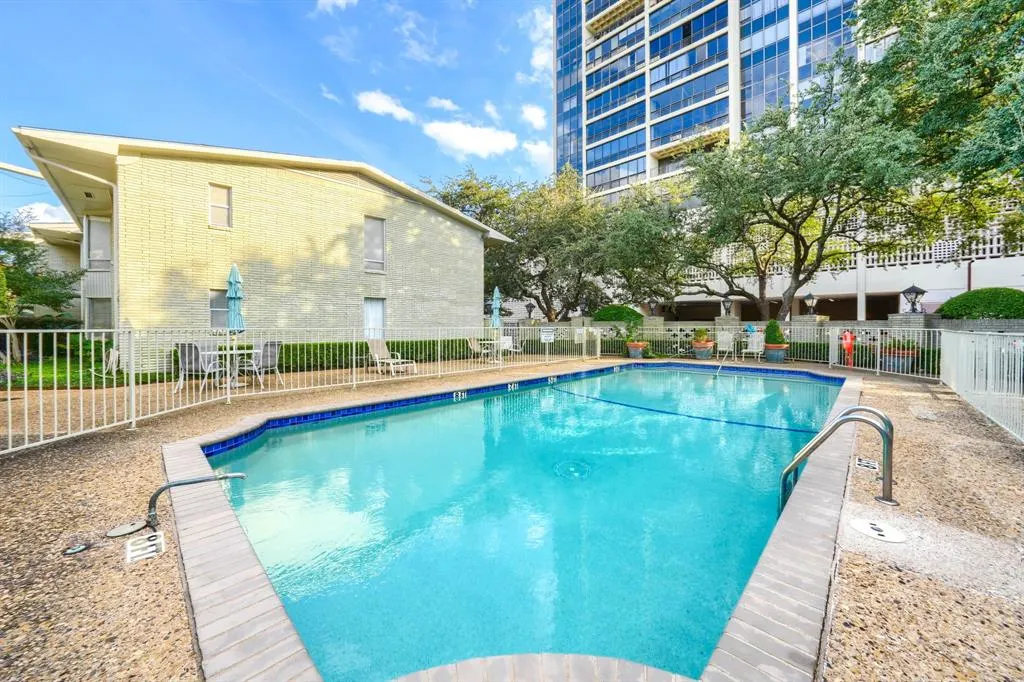 6349 Diamond Head Circle #6349D