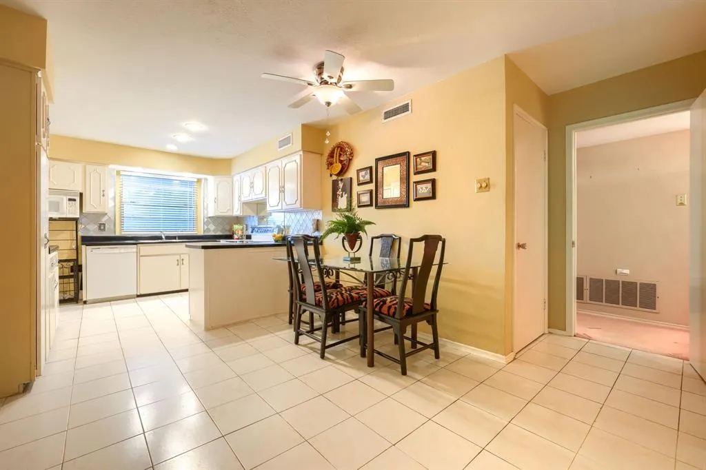 6349 Diamond Head Circle #6349D