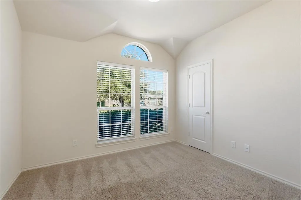 416 Windridge Drive