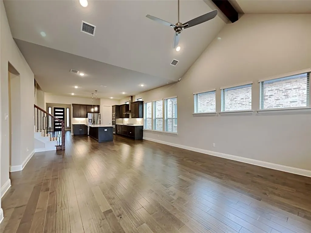 8262 Ottowa Ridge