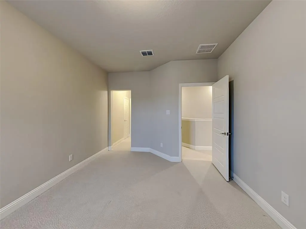 8262 Ottowa Ridge