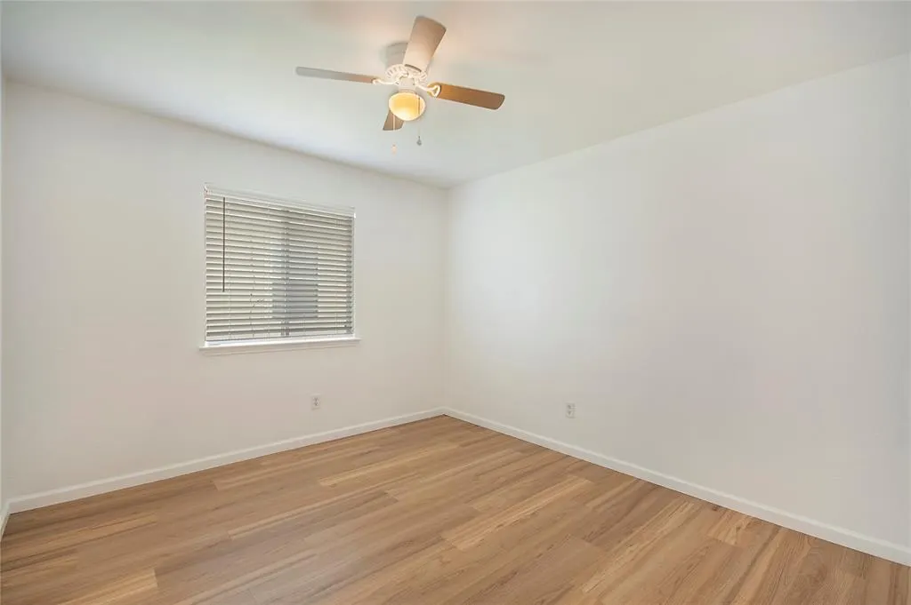 1618 Pin Oak Trail