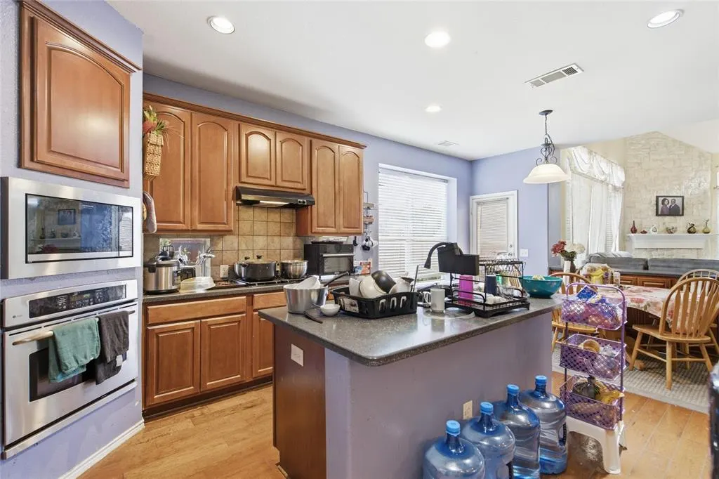 11117 Silver Horn Drive