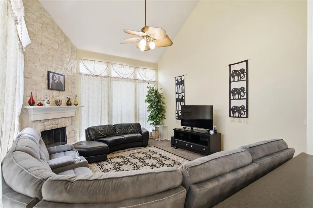 11117 Silver Horn Drive