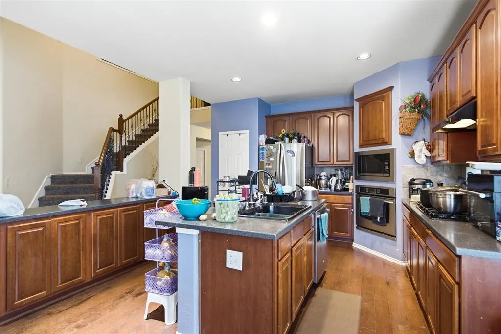 11117 Silver Horn Drive