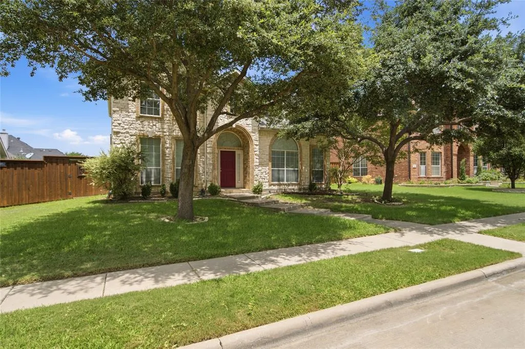 11117 Silver Horn Drive