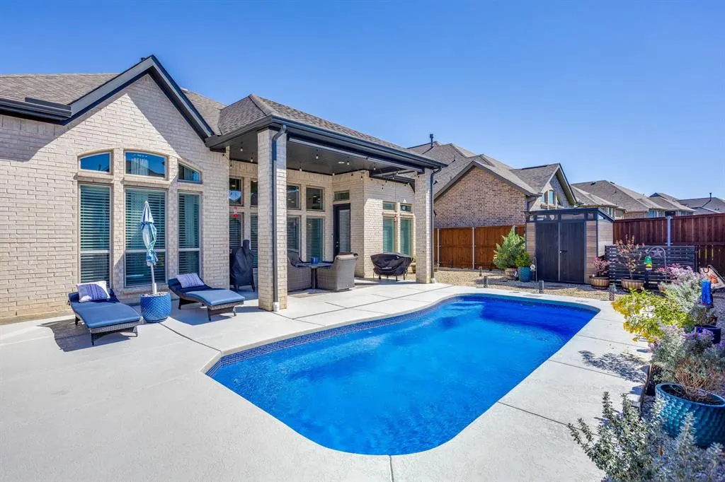 3917 Redbud Drive