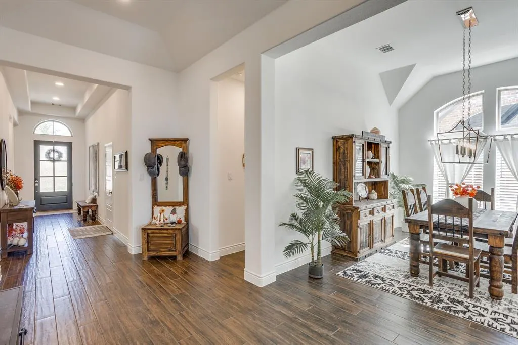 3917 Redbud Drive