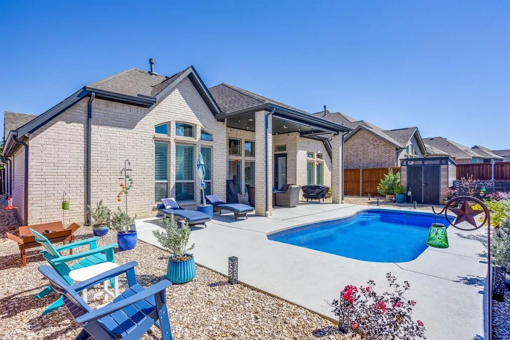 3917 Redbud Drive
