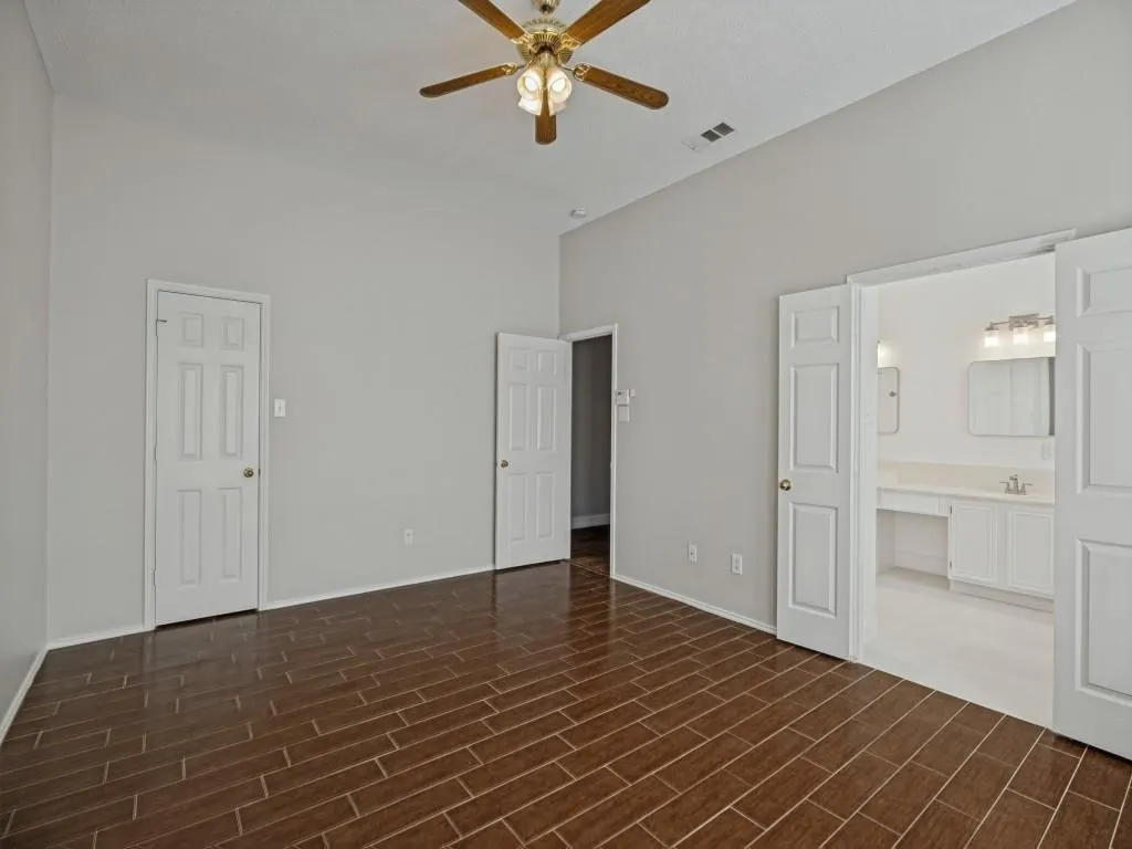 741 Lauren Way