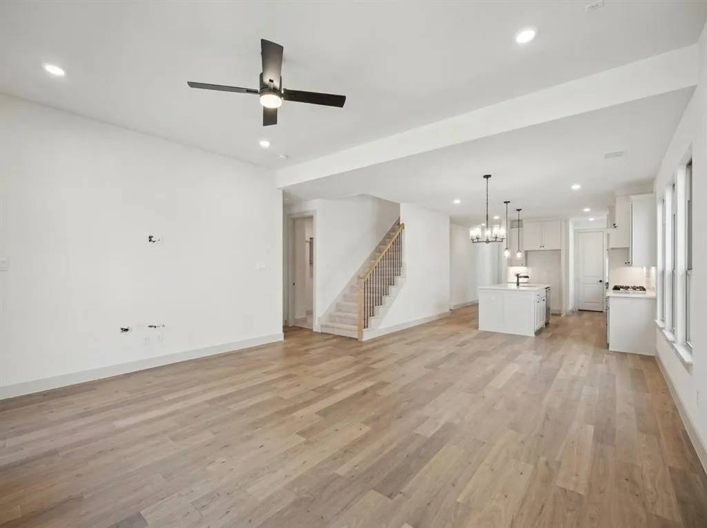 6904 Crystal Springs Drive