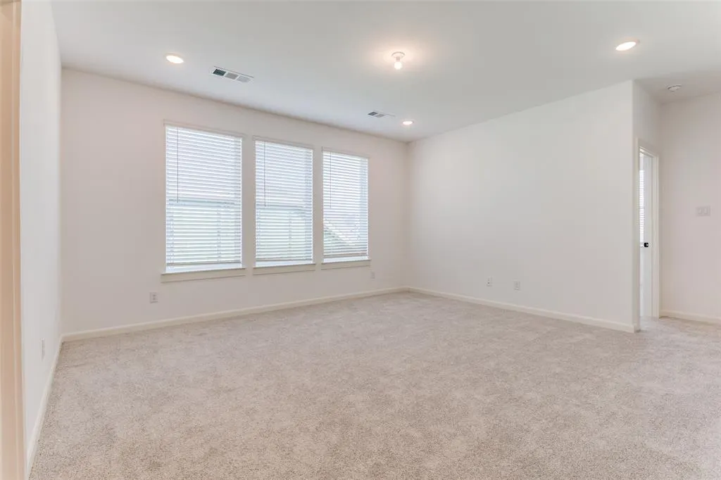 6904 Crystal Springs Drive
