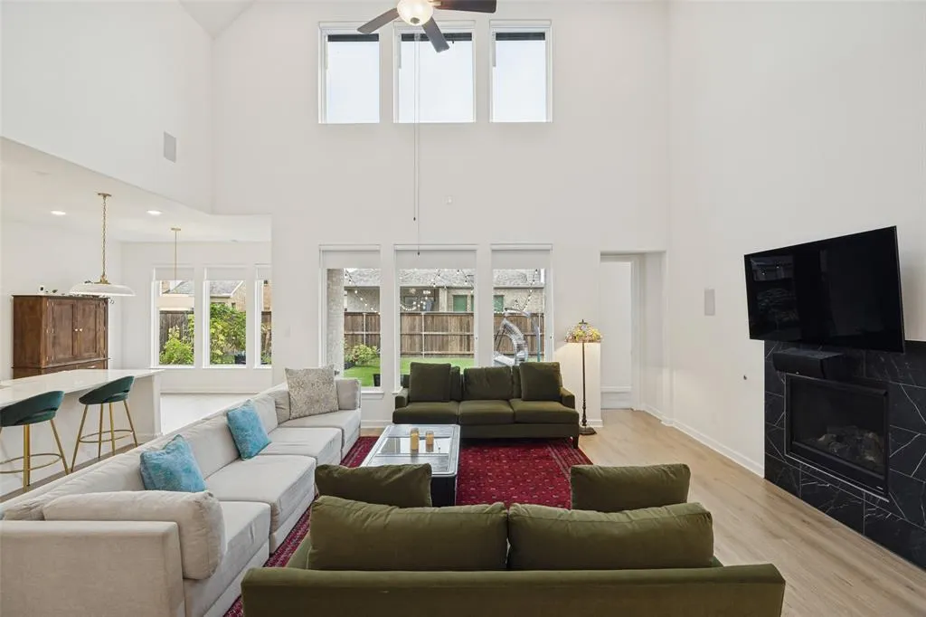 16608 Highland Drive