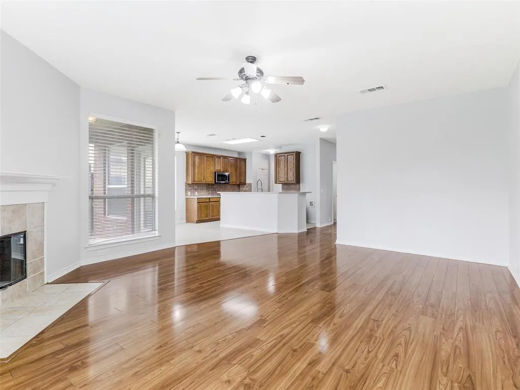 7419 Ravenhill Drive