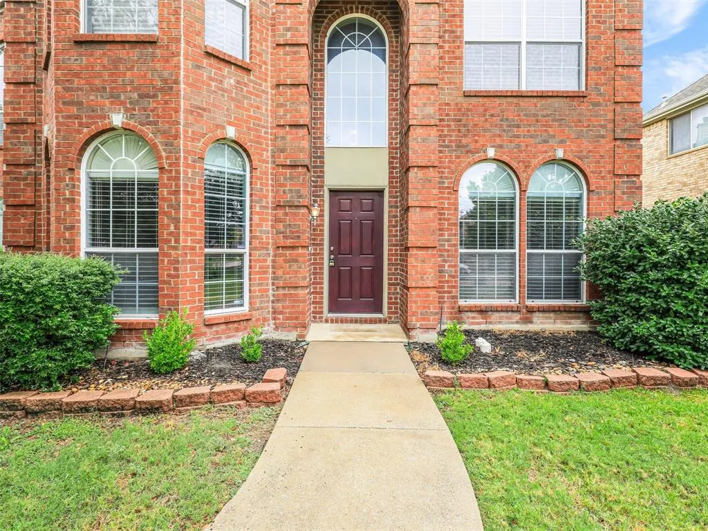 7419 Ravenhill Drive
