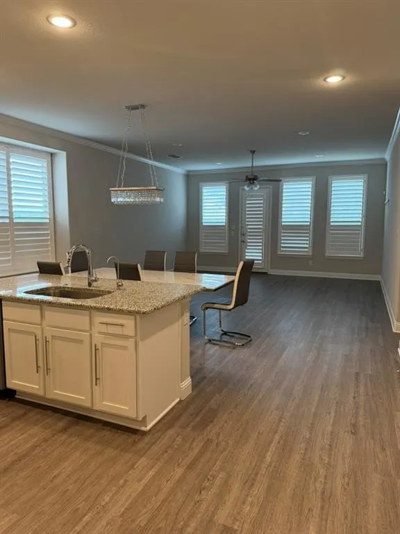303 Miramar Avenue