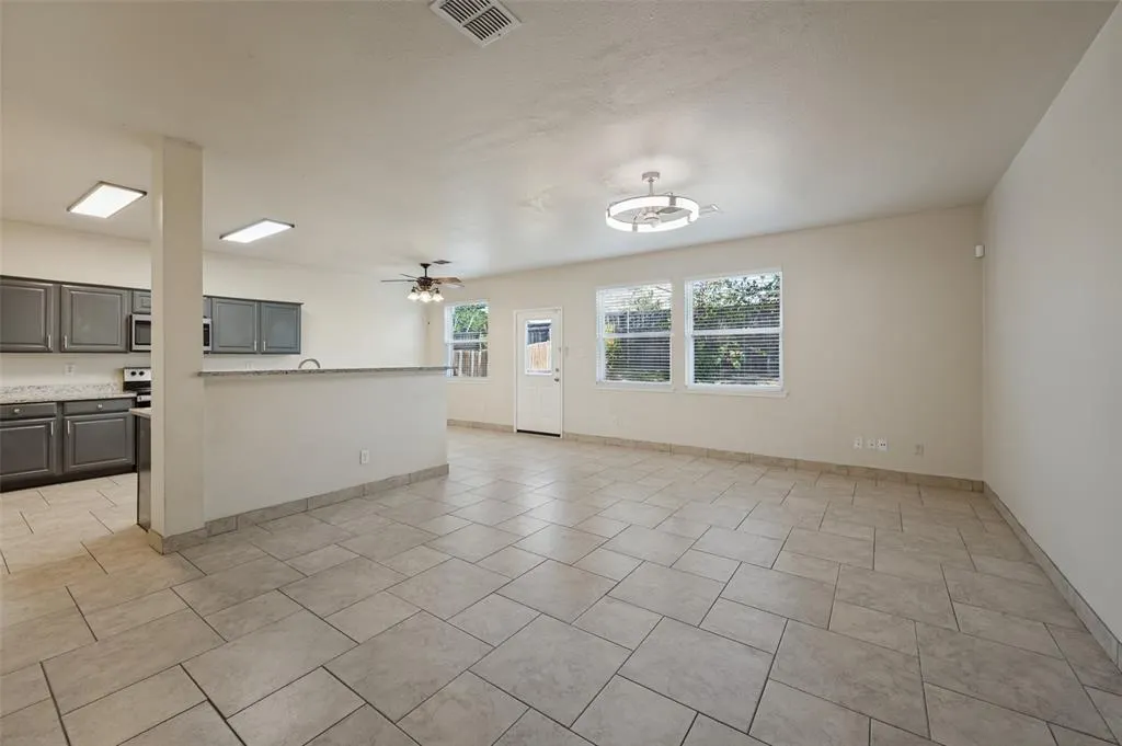 1905 Peppertree Drive
