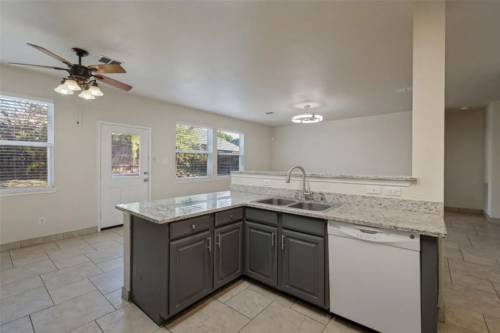 1905 Peppertree Drive