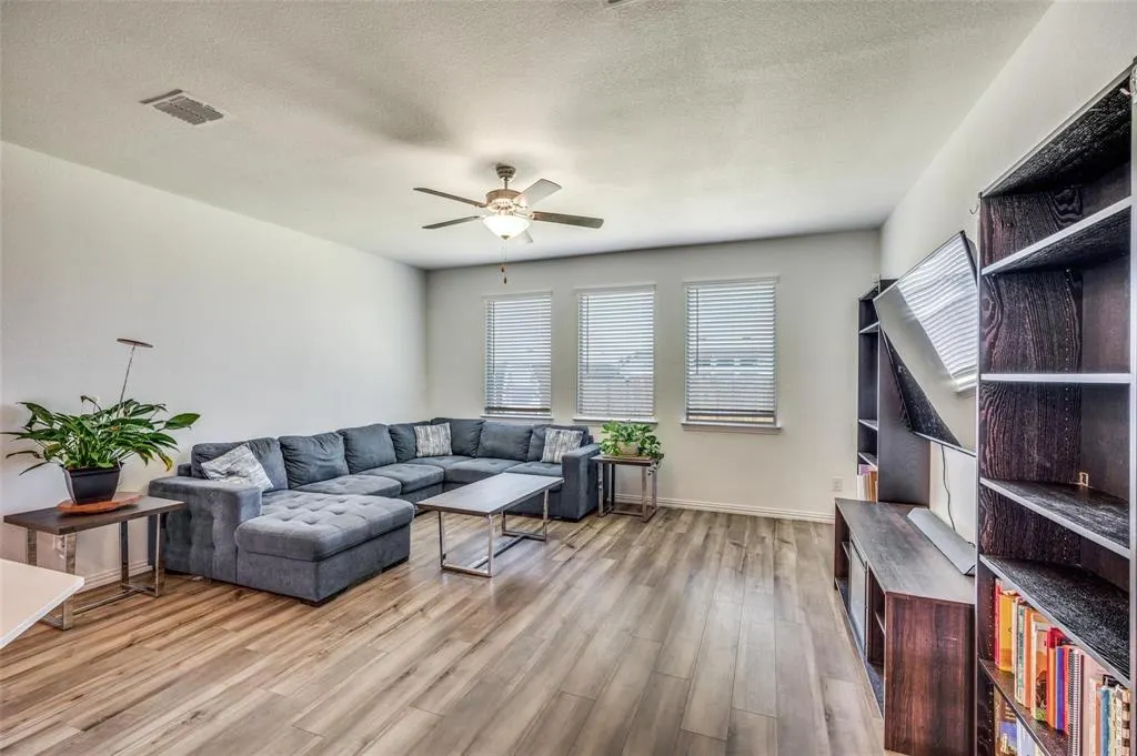 11425 Silver Queen Drive