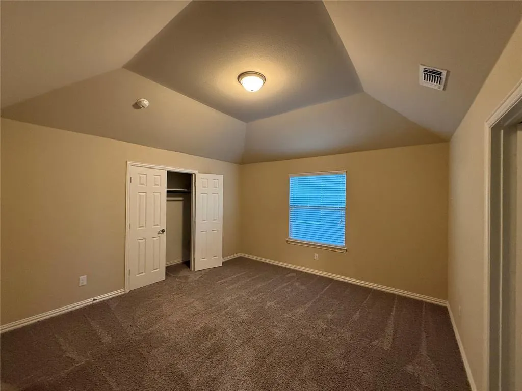 504 Christie Crossing