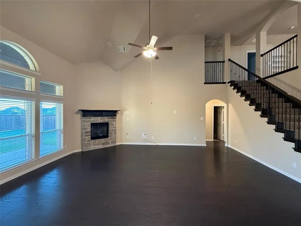 504 Christie Crossing