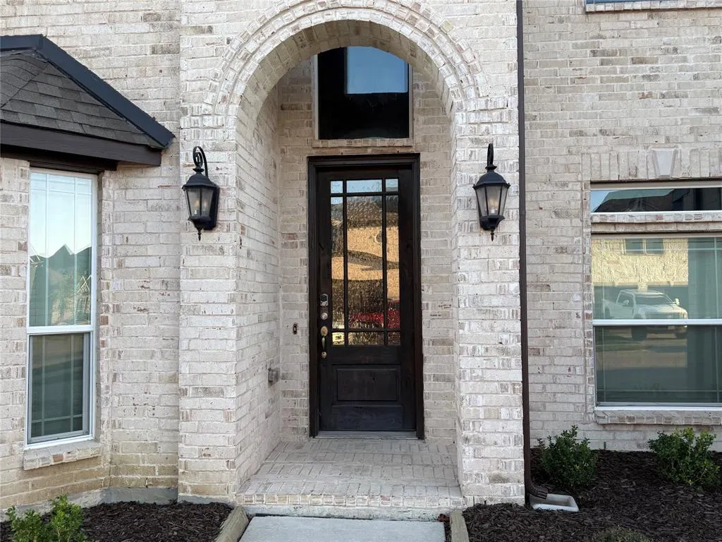 504 Christie Crossing