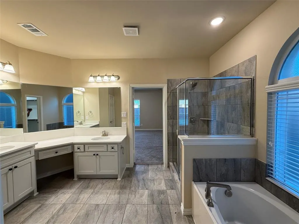 504 Christie Crossing