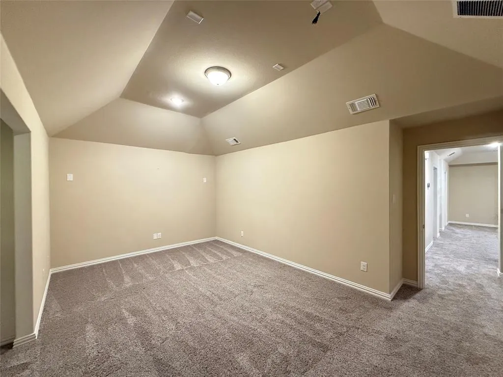 504 Christie Crossing