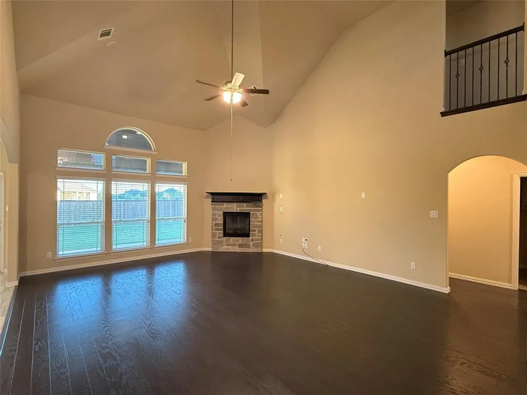 504 Christie Crossing