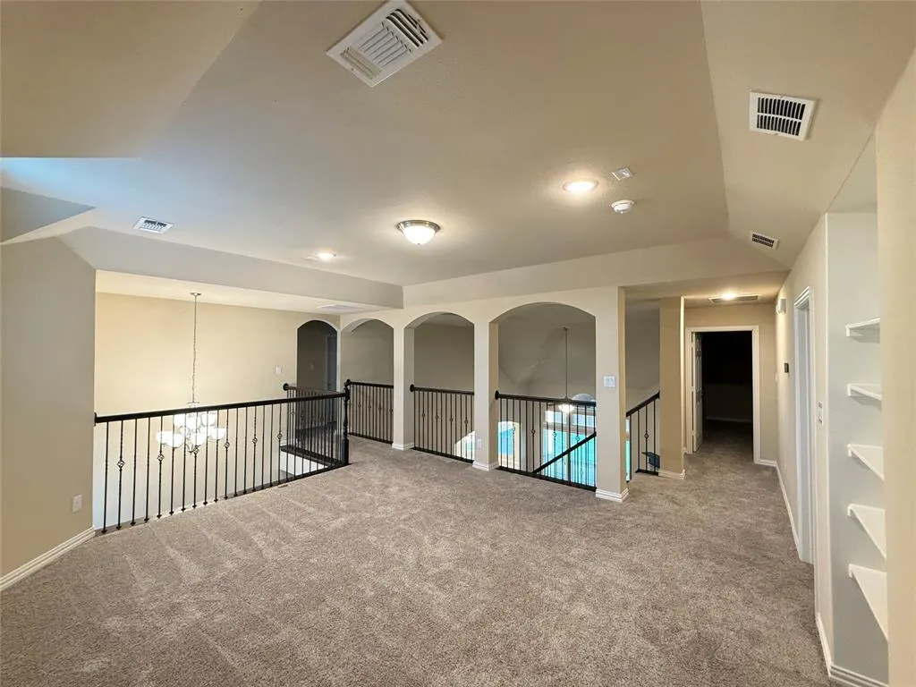 504 Christie Crossing