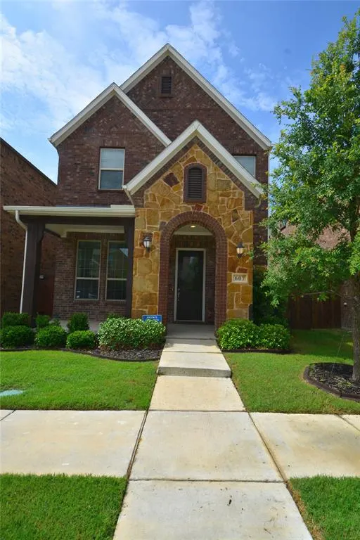 607 Ansley Way
