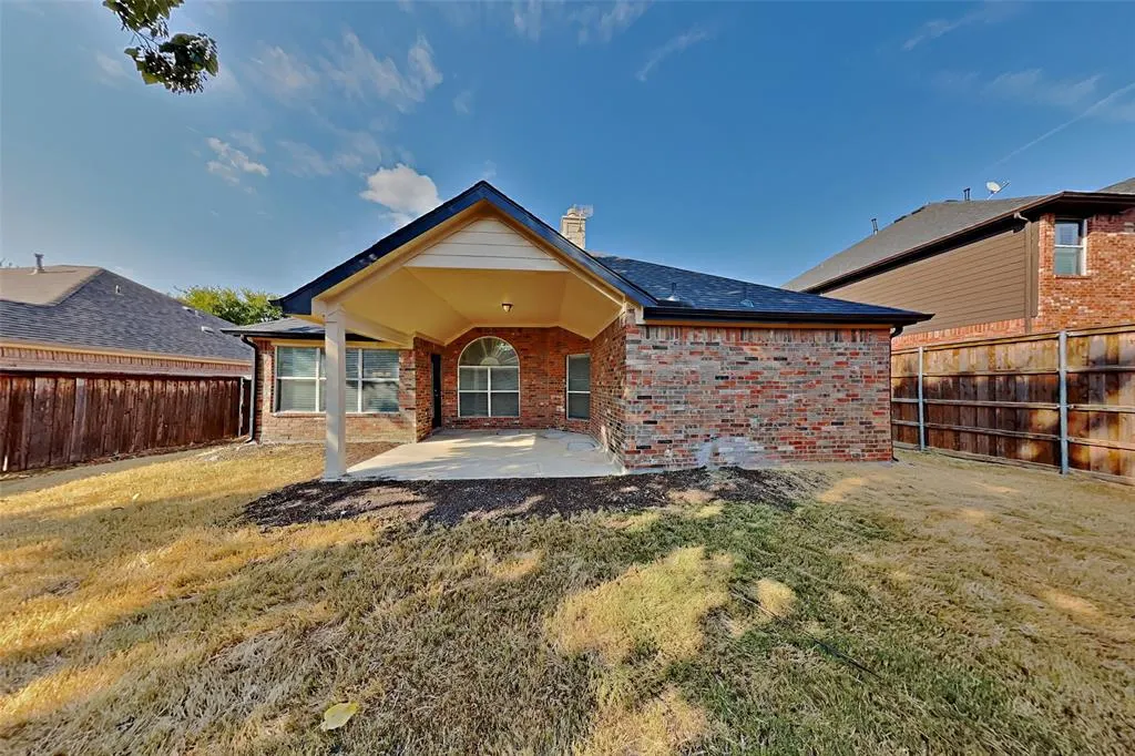 1036 Wagon Trail Drive