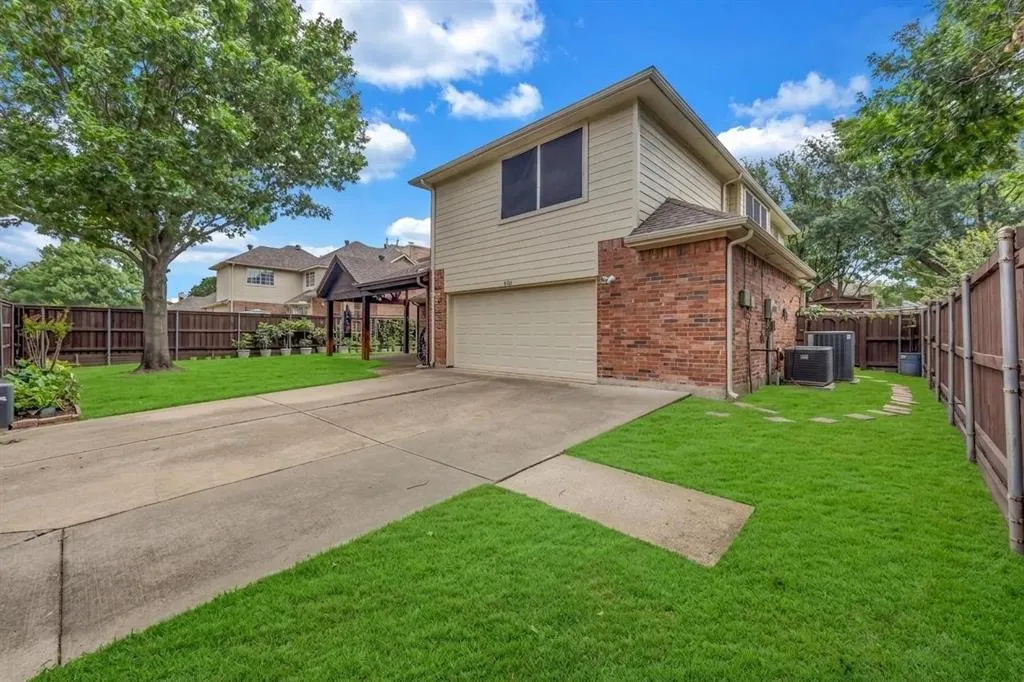 8305 Bartley Circle