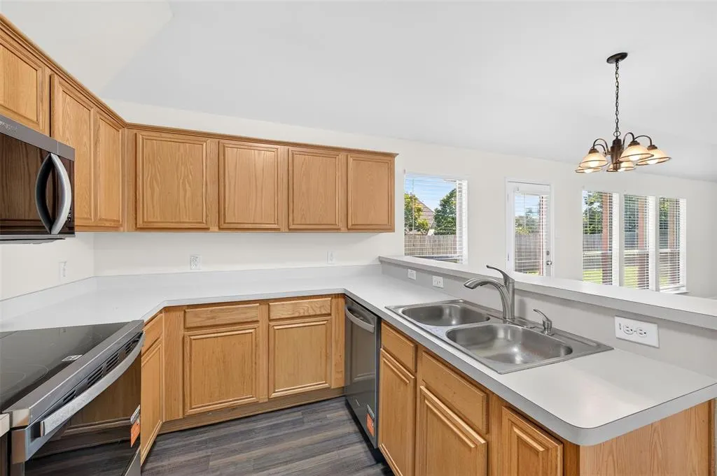 2724 Douglas Drive