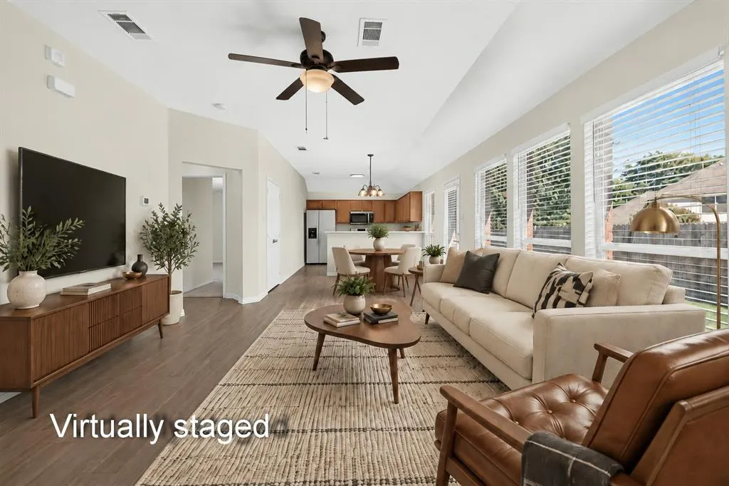 2724 Douglas Drive
