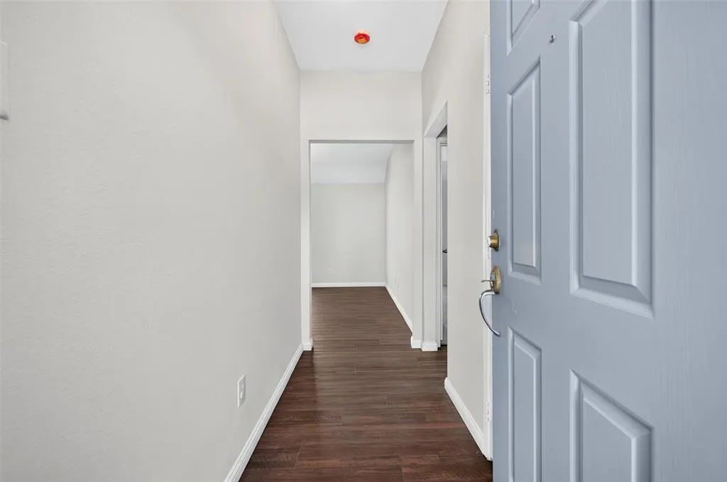 2724 Douglas Drive